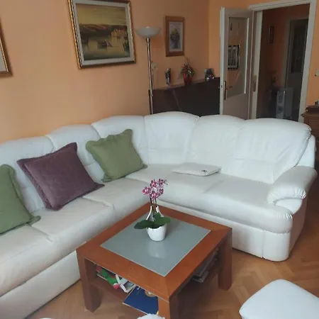 Apartment Navis Split
